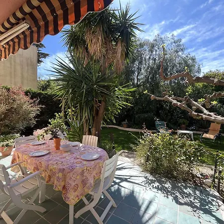 2 Pieces Avec Terrasse Et Jardin A St Clair - Fr-1-308-115 Apartament Le Lavandou