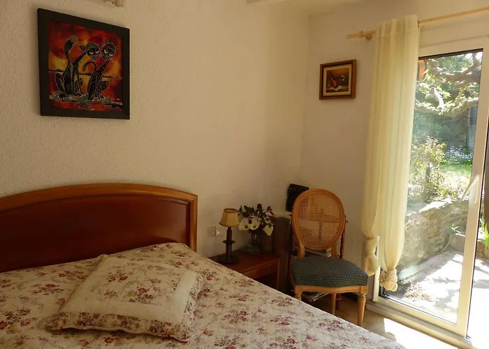 Appartement 2 Pieces Avec Terrasse Et Jardin A St Clair - Fr-1-308-115